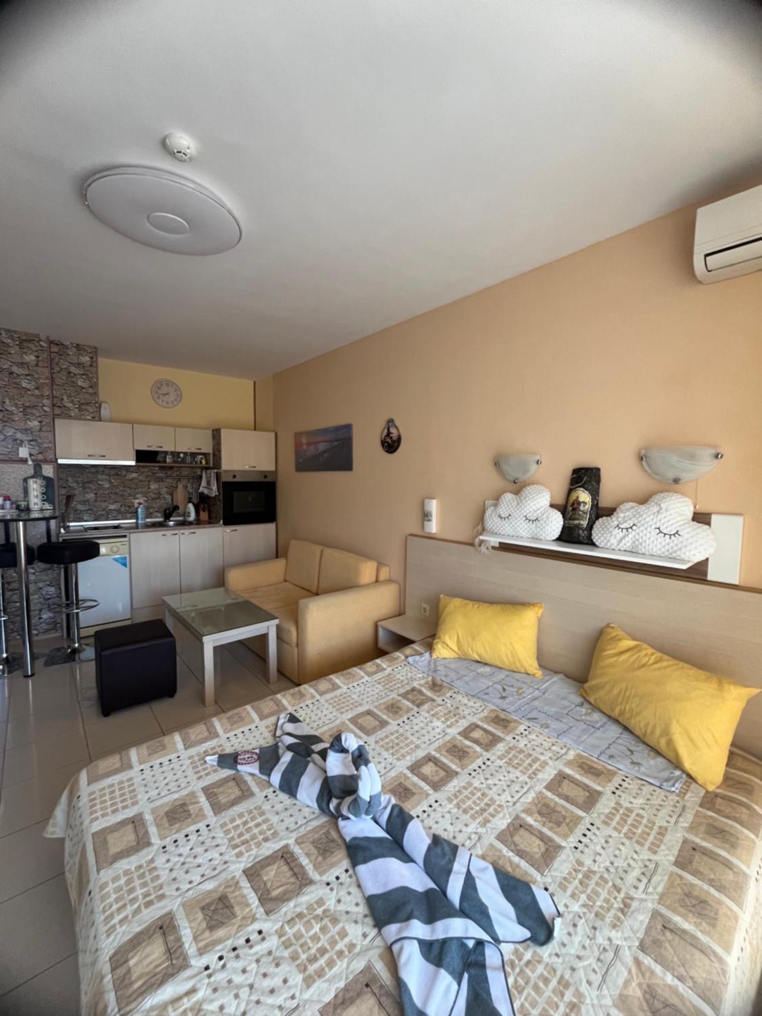 Harmony Hills Petkovi Studio Apartment Рогачево Екстер'єр фото